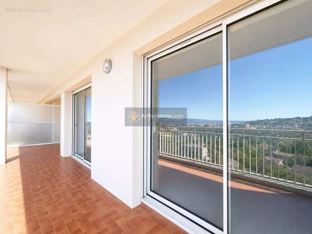 Appartement à SAINT-RAPHAEL