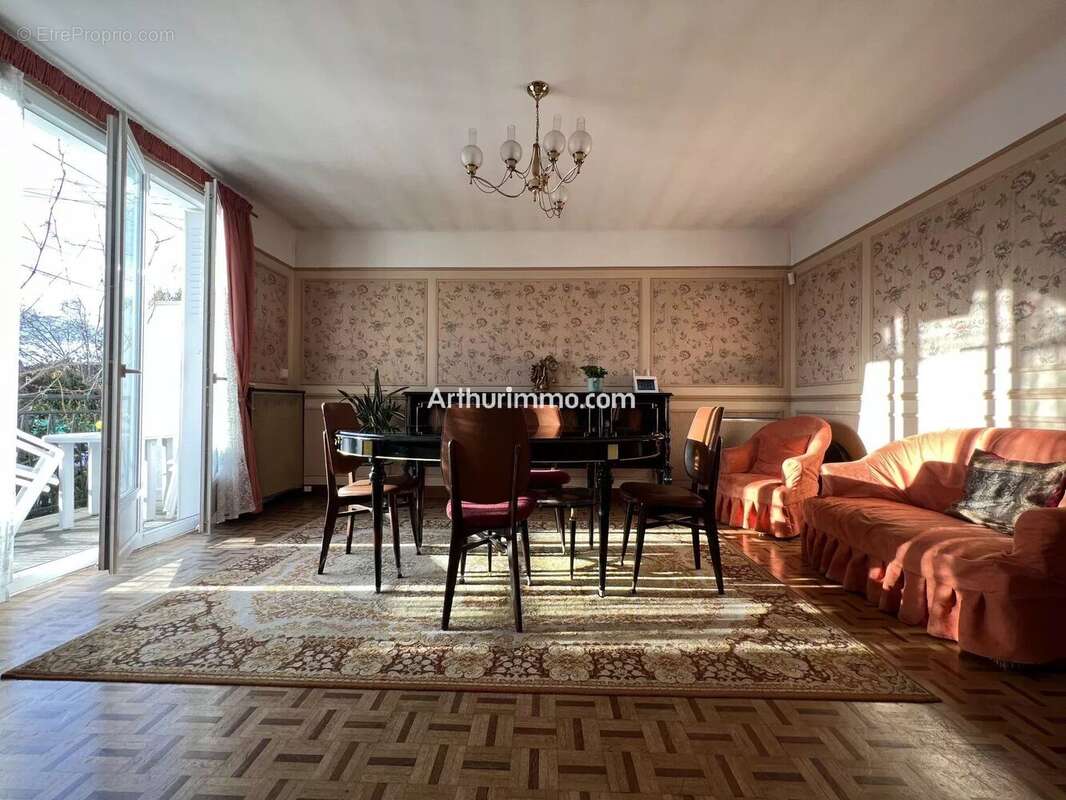 Maison à SUCY-EN-BRIE