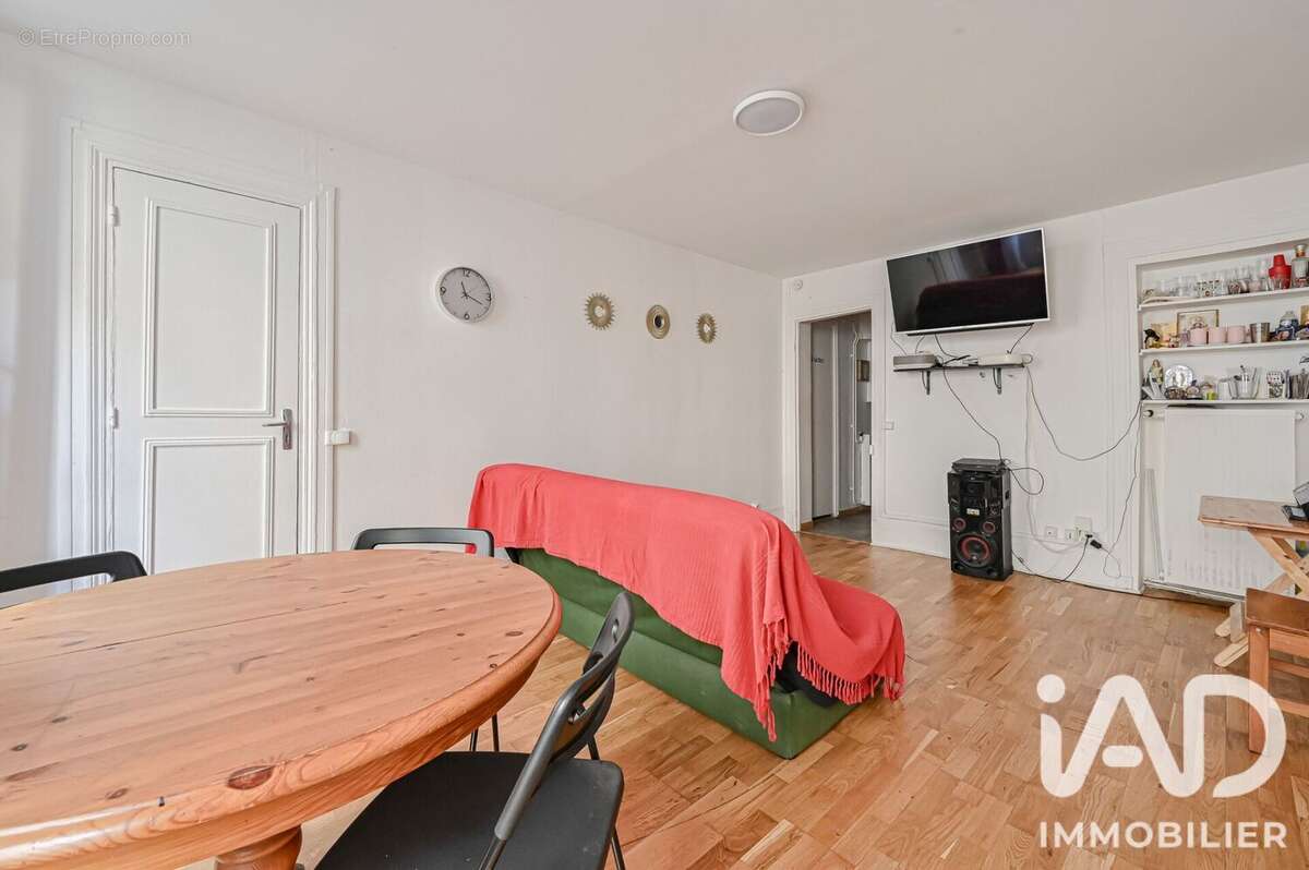 Photo 6 - Appartement à PARIS-18E