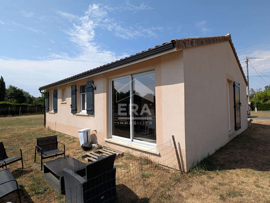 Maison à SAINT-SEURIN-SUR-L'ISLE