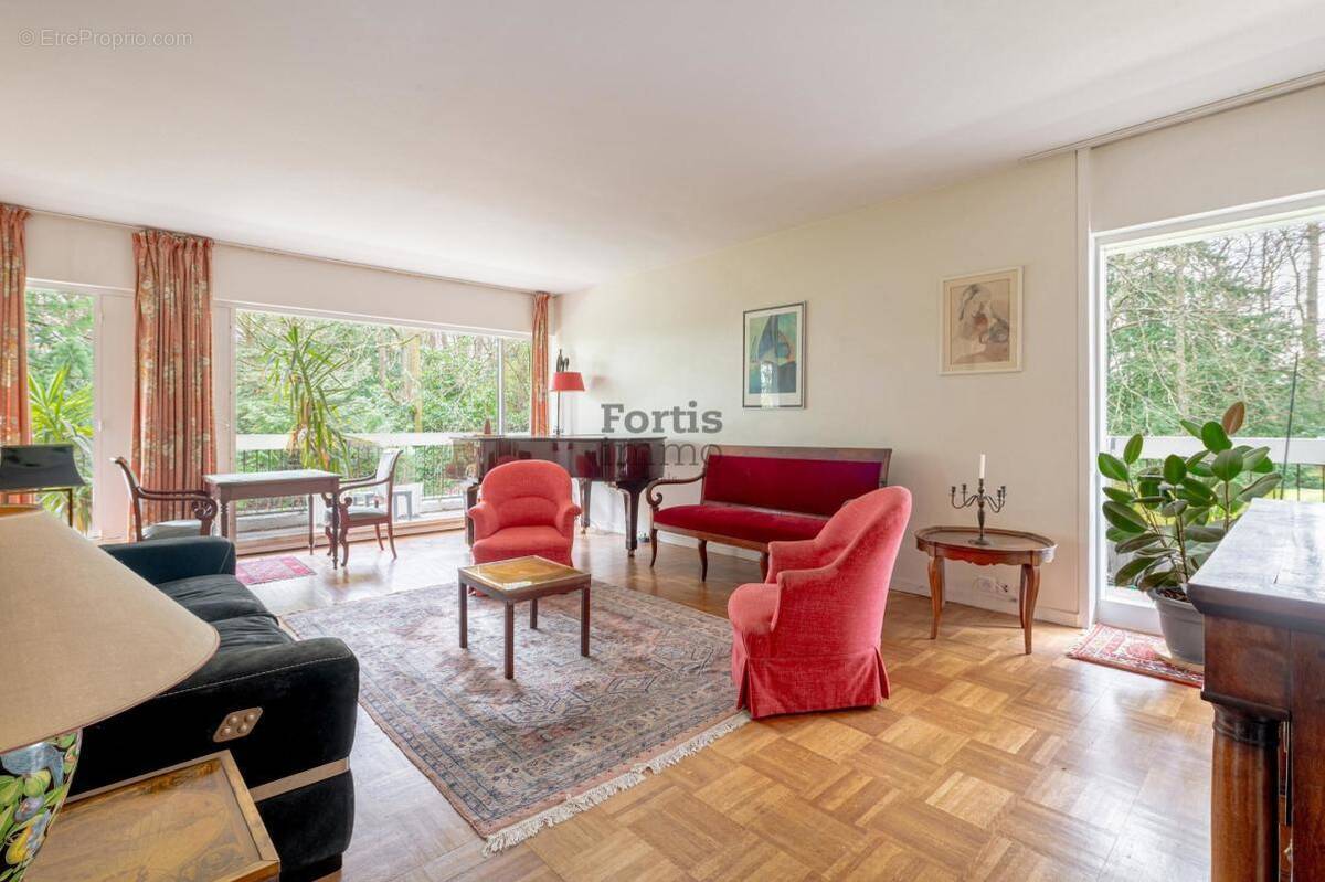 Appartement à LE CHESNAY