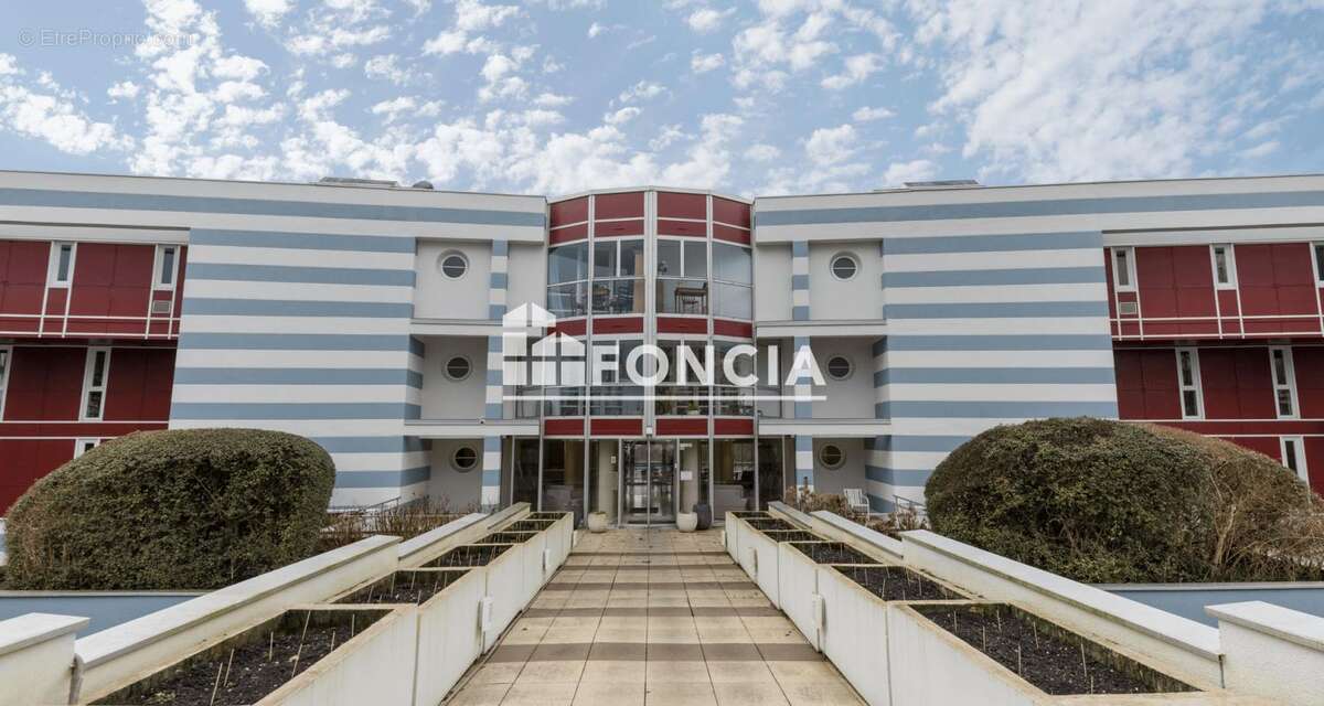 Appartement à MONT-SAINT-AIGNAN