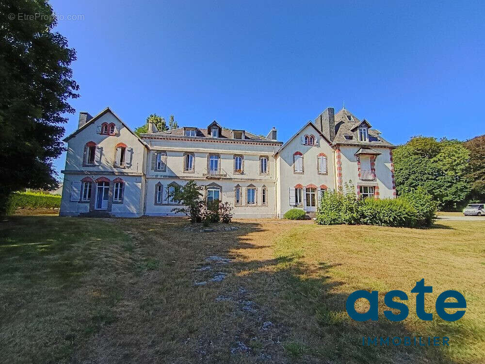Charmant studio avec vue dégagée sur parc - Au coeur du Châ - photo 2