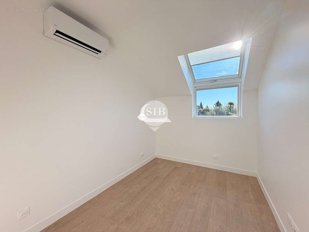 Maison à LA VILLE-DU-BOIS