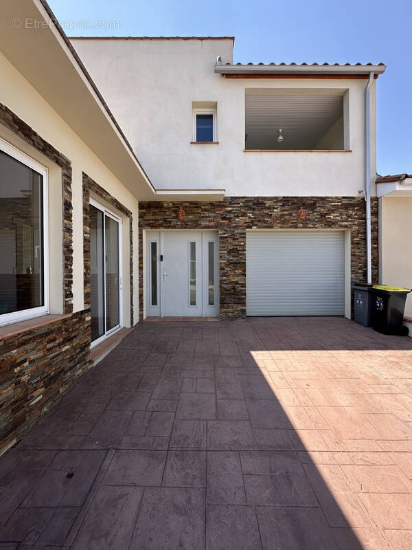 Maison 3 chambres, garage, sous-sol, terrasses - photo 1