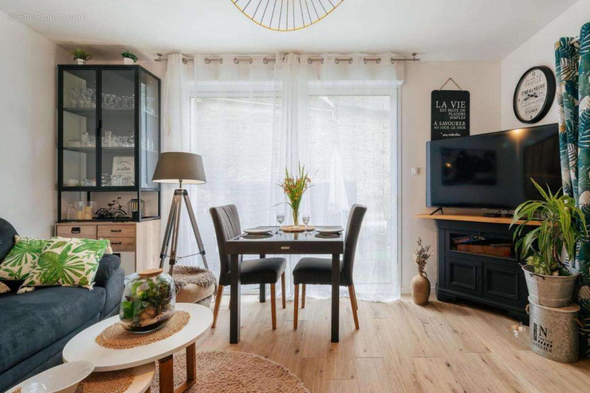 Maison à BAGUER-PICAN