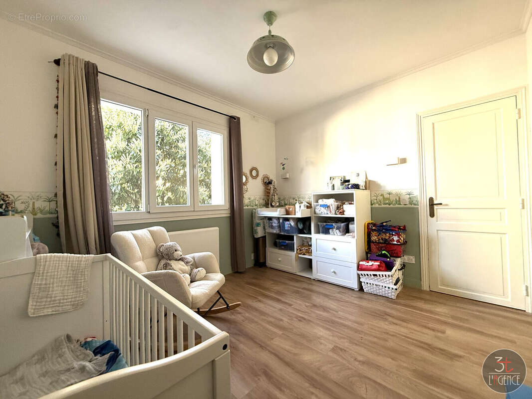 Appartement à FONTENAY-SOUS-BOIS