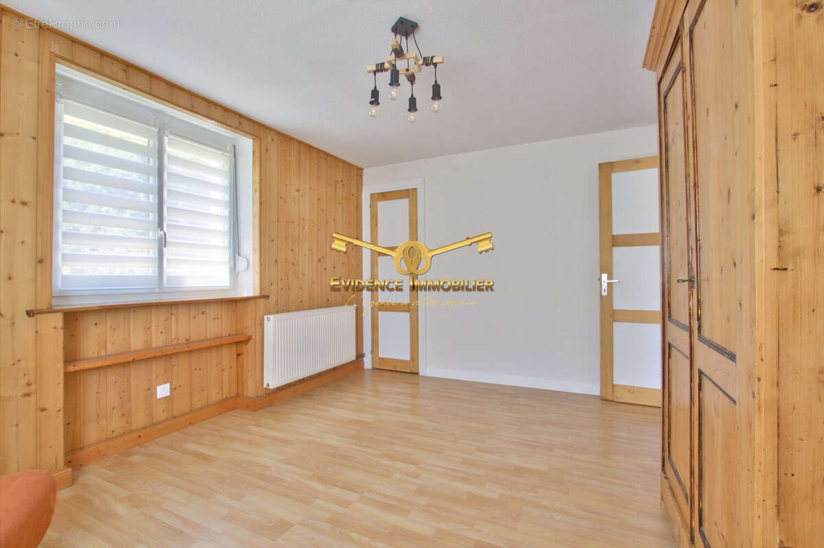 Appartement 64 m² à La Lechere  - photo 3