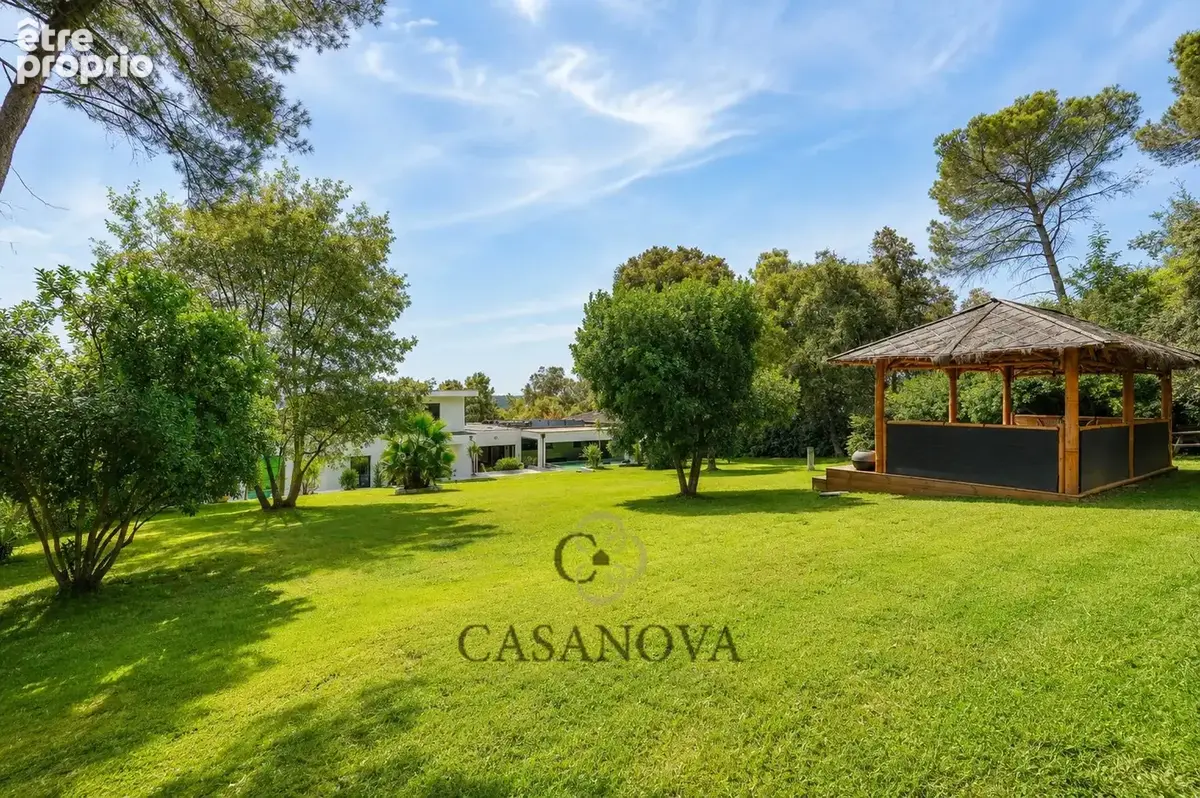 Villa contemporaine de 280 m² sur 1,3 hectare - photo 8