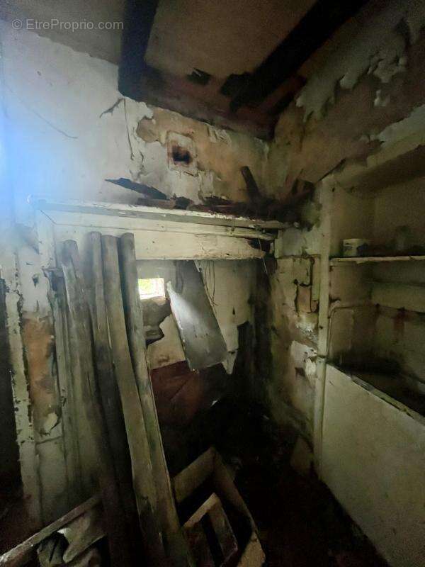 Maison à TERRASSON-LAVILLEDIEU