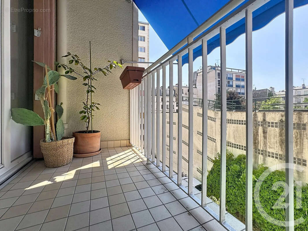 Appartement à PARIS-20E