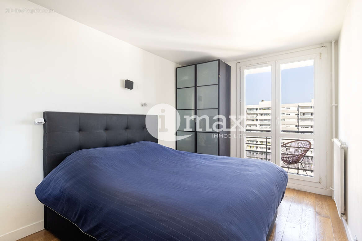 Appartement à LEVALLOIS-PERRET