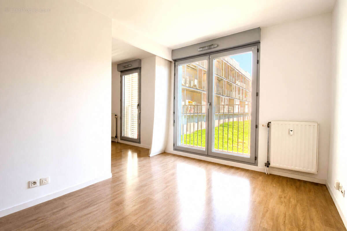 Appartement Rennes 1 pièce(s) 35.4 m2 - photo 2