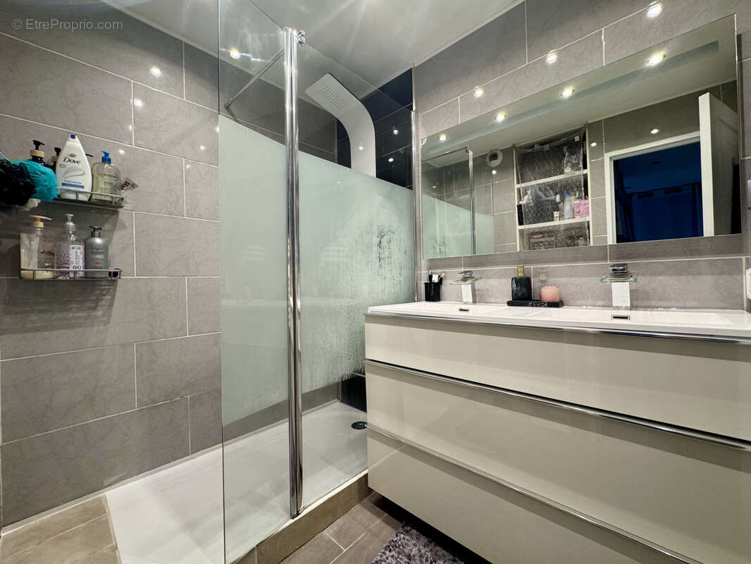 Appartement à MARSEILLE-13E