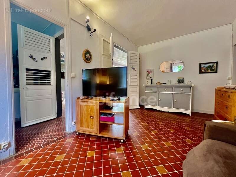 Maison à LE MORNE-VERT