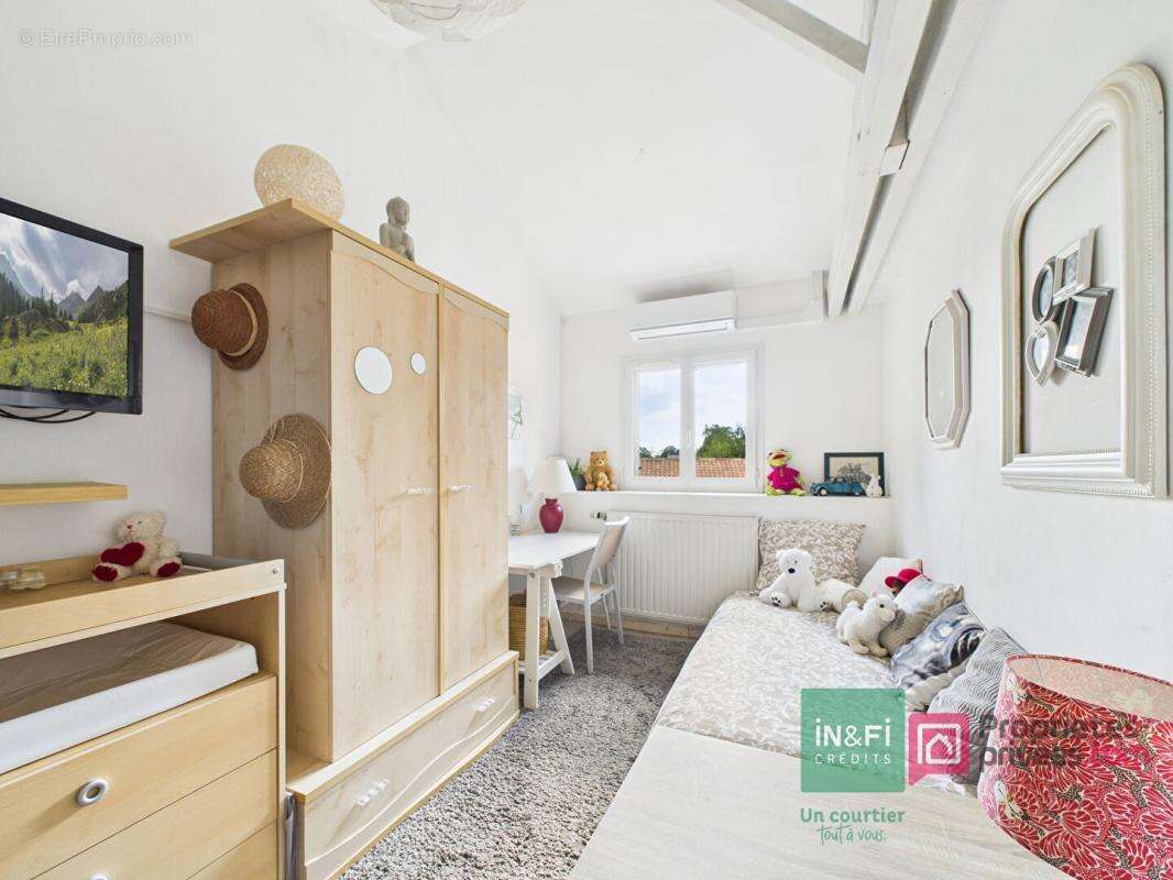 Maison à NOUAILLE-MAUPERTUIS