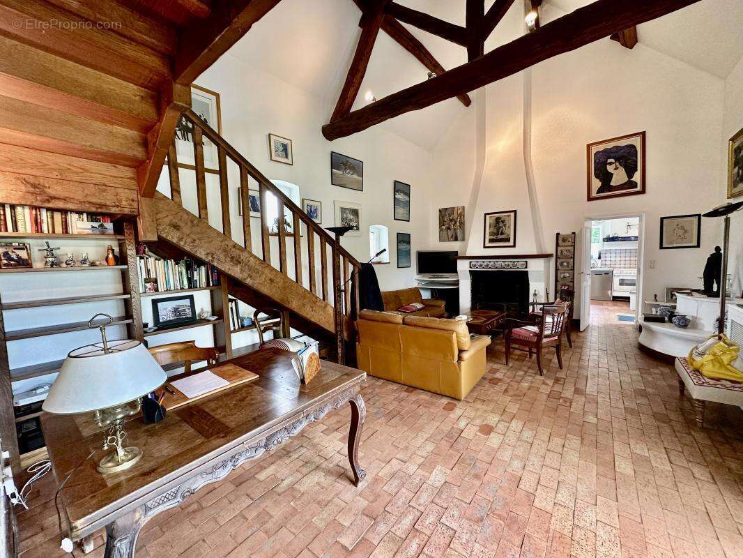 Maison à BU