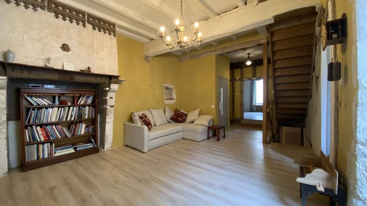 Maison à CASTILLONNES