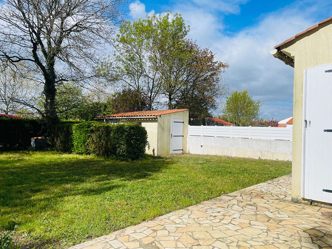 Maison à COMMEQUIERS