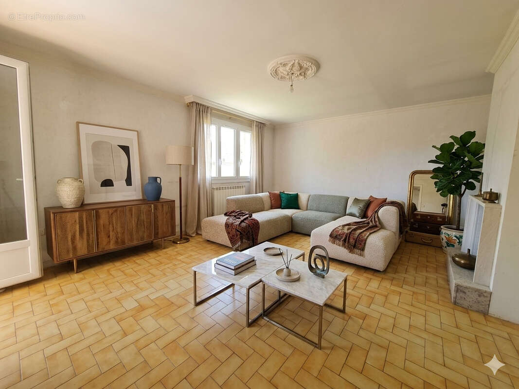 Maison à CAISSARGUES