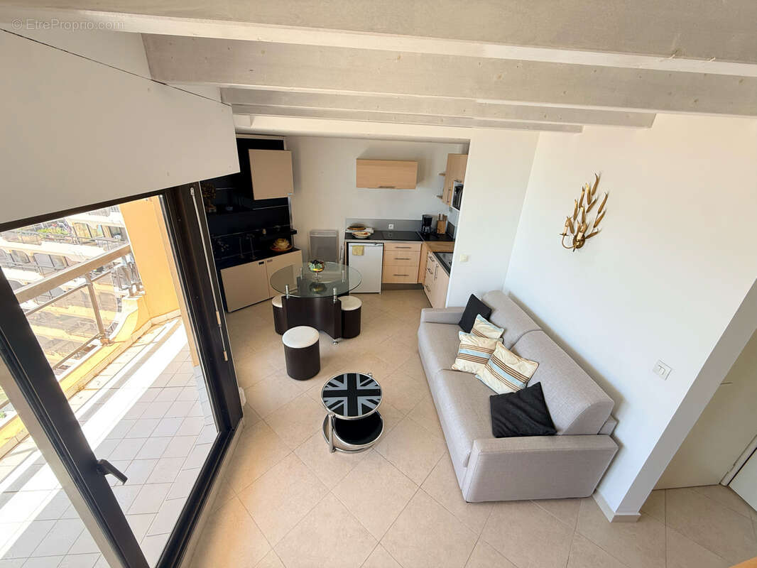 Appartement à FREJUS