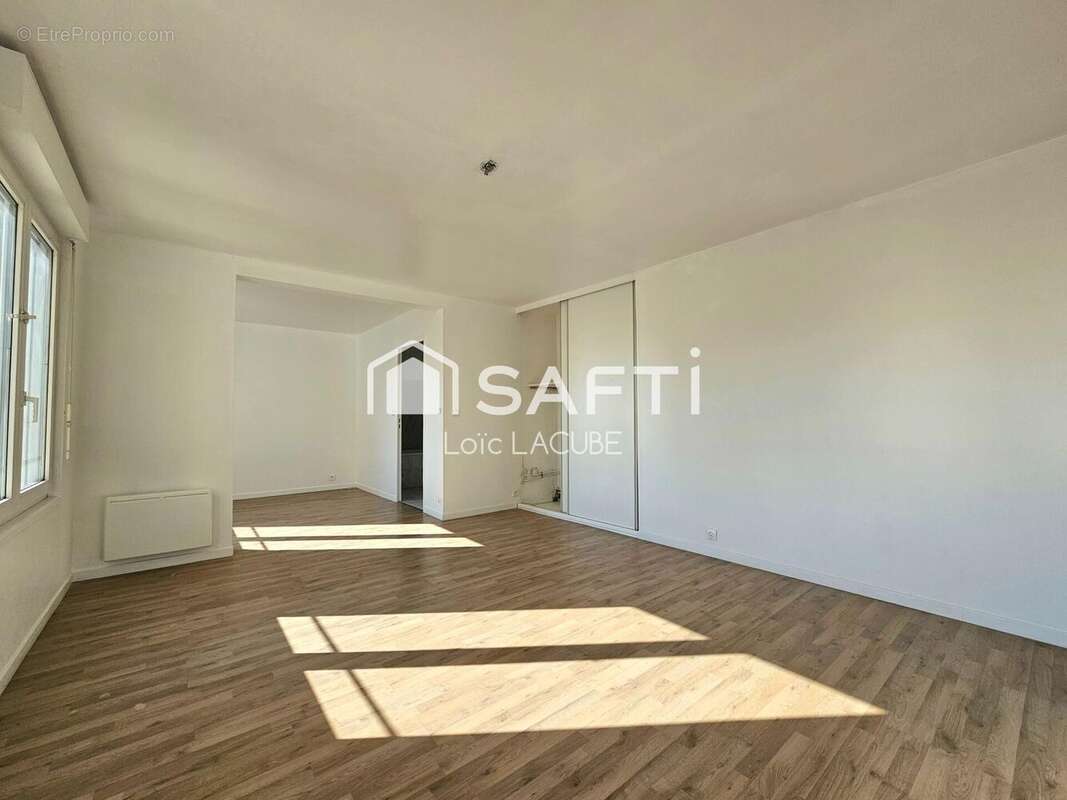 Photo 2 - Appartement à MONTIGNY-LE-BRETONNEUX