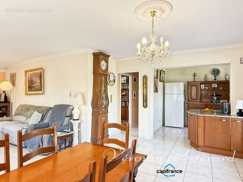 Maison à MOULIN-NEUF