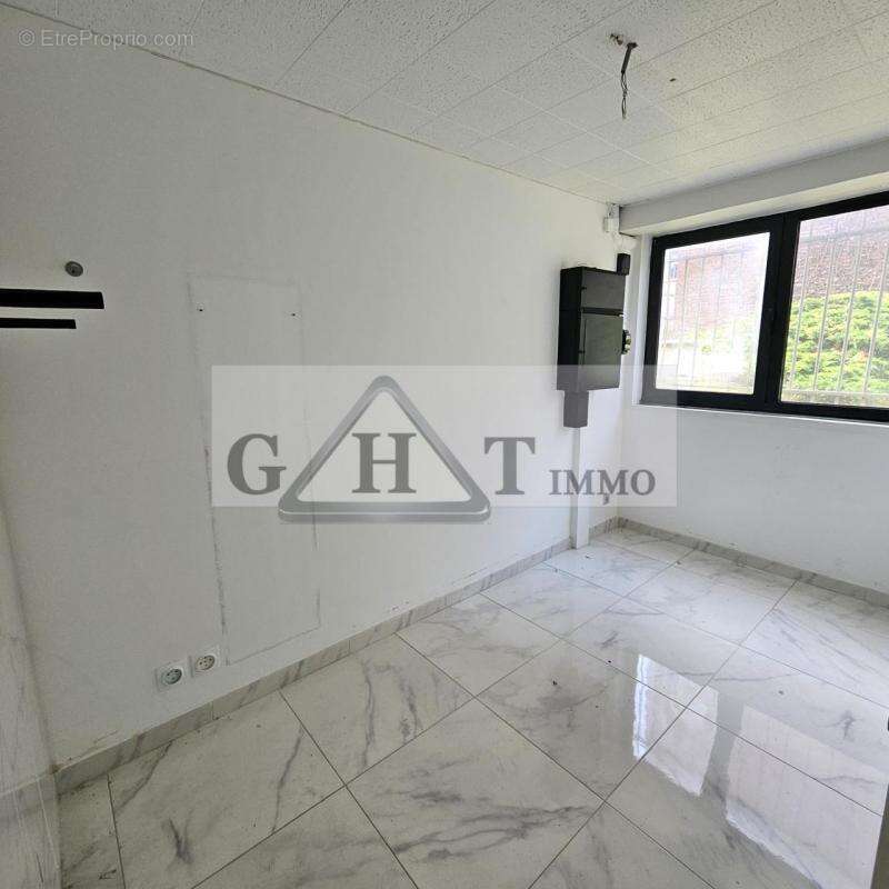 Commerce à AULNAY-SOUS-BOIS