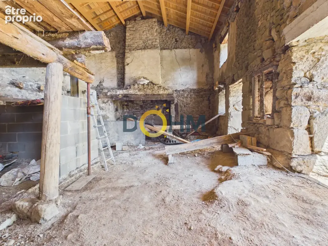 Maison en pierre à rénover   Fort potentiel   Saint-Jean-d'Aubrigoux - photo 5