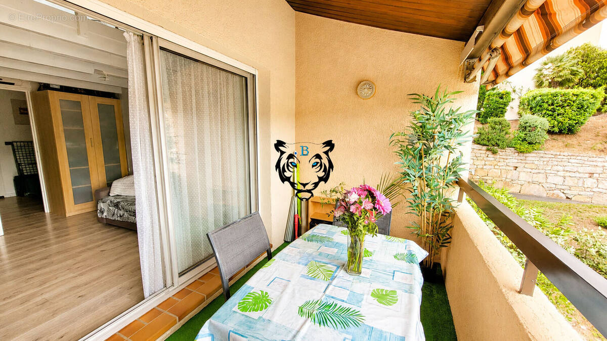 Appartement à LES ISSAMBRES