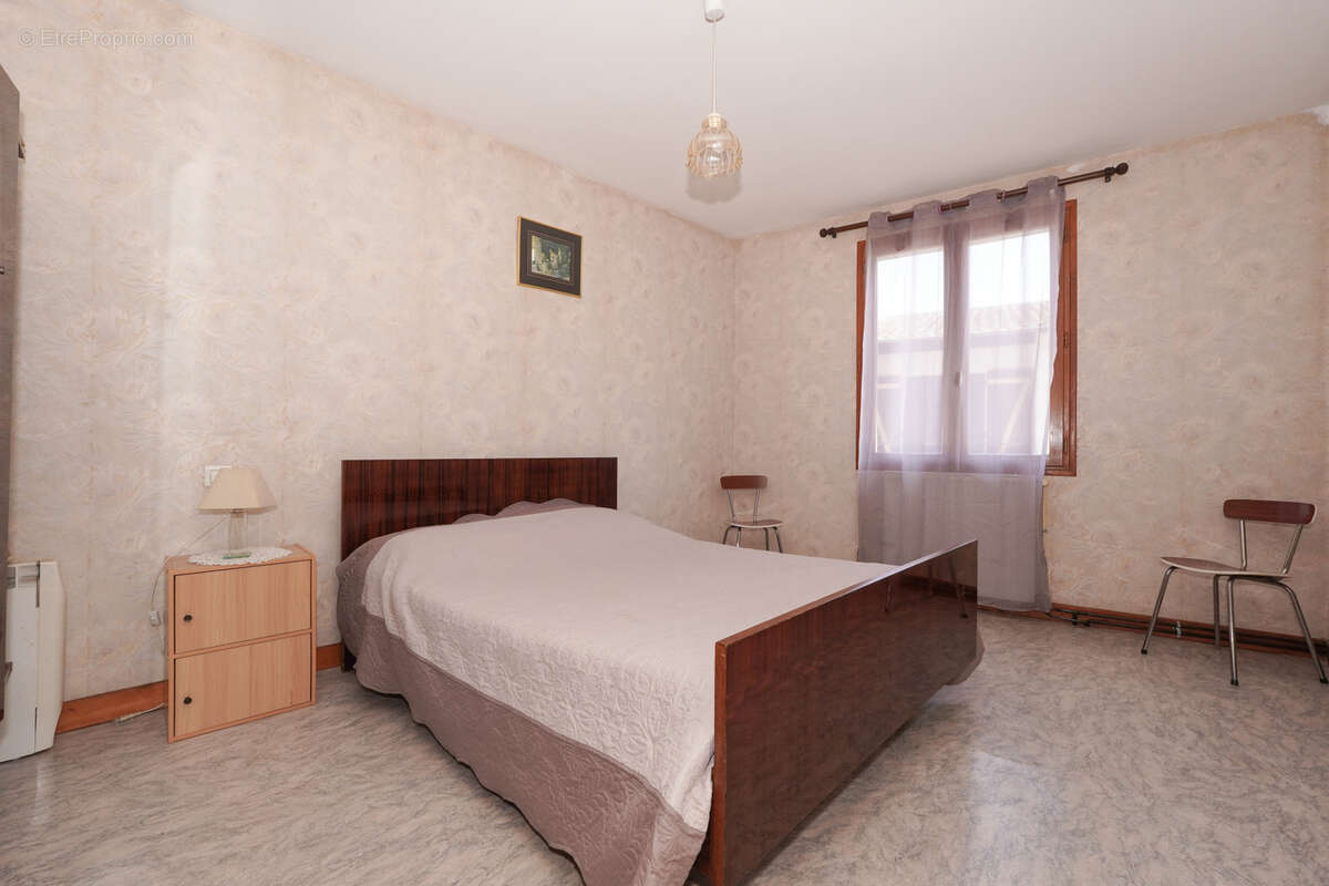 Maison à PONT-DU-CHATEAU