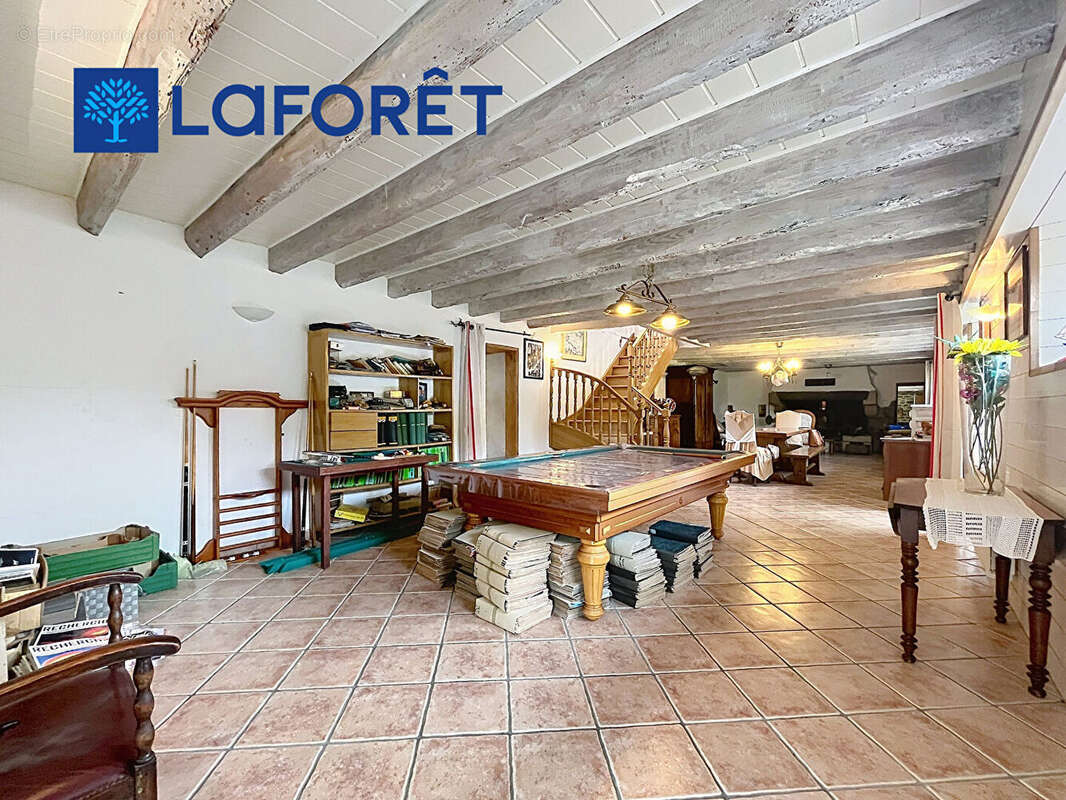 A VENDRE- Maison Malguénac 5 pièce(s) 360 m2 - photo 5