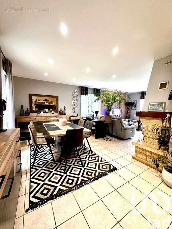 Photo 9 - Maison à JAILLANS