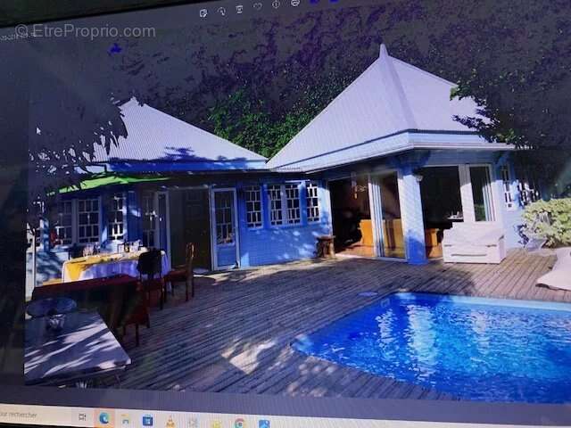 Maison à SAINT-DENIS