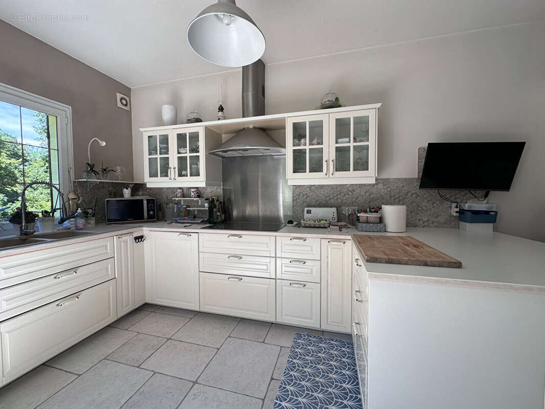 Maison 180m² à noisy-sur-école - photo 3