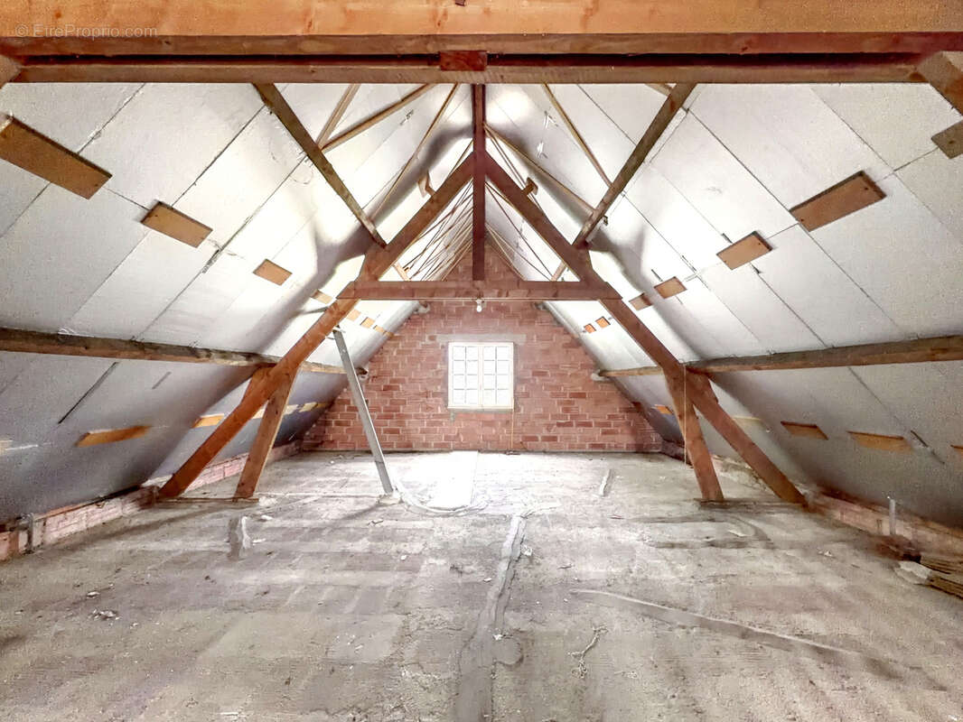 Maison à LA ROCHETTE