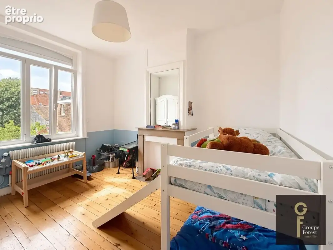 Maison 8 pièces 179 m² à vendre à La Madeleine (59110) - photo 9