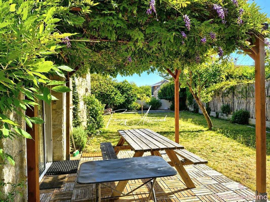 Maison 142 m² à Saint-Sigismond  - photo 17