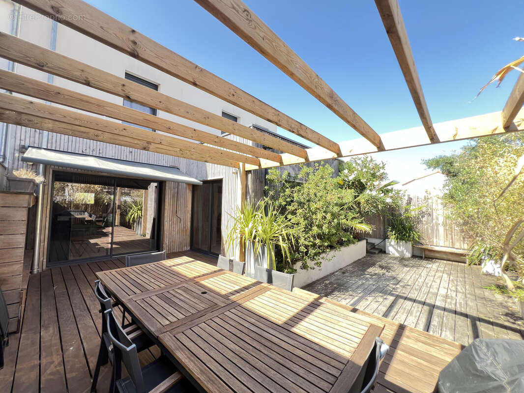 Maison contemporaine 2019   Quartier des Roses, à deux pas de la plage - photo 20
