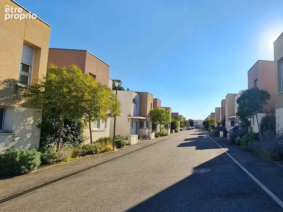 Maison T4 avec jardin,garage et parking - photo 2