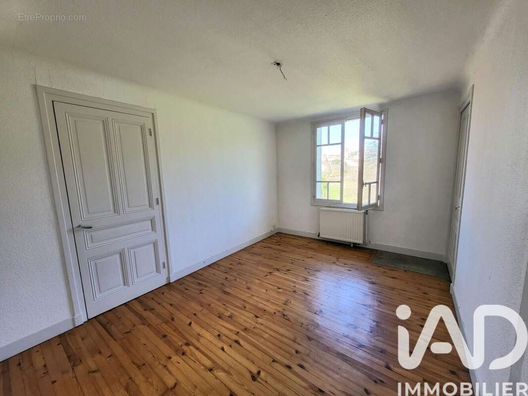 Photo 9 - Maison à SAINT-JUST-SAINT-RAMBERT