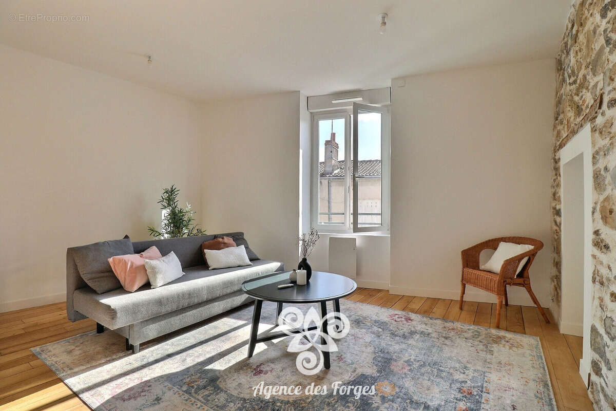 Appartement - 2 chambres - 65m² - Quartier Trinité Clisson - photo 4