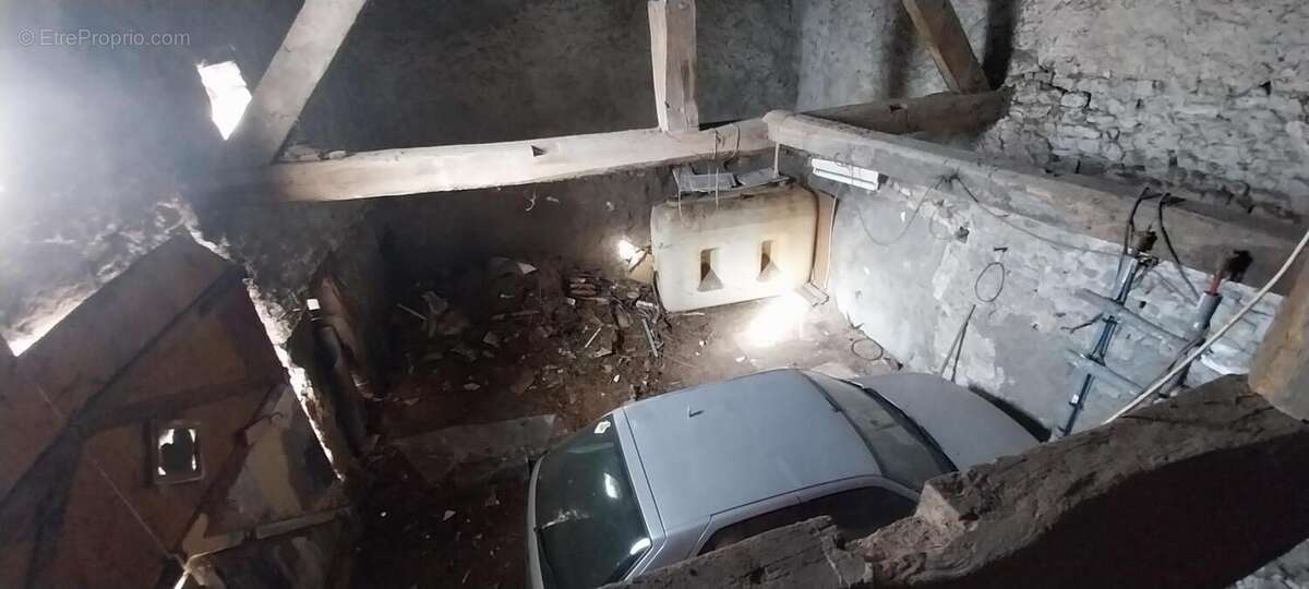 Maison à LA CHAPELLE-LES-LUXEUIL