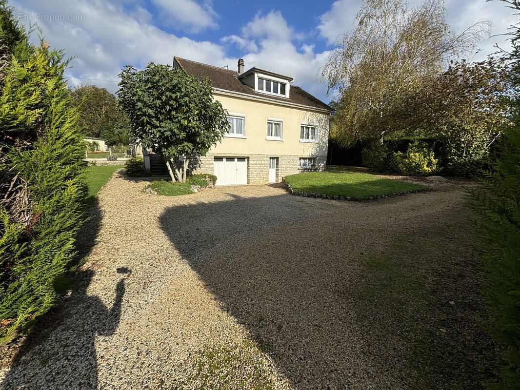 Maison à BETHISY-SAINT-PIERRE