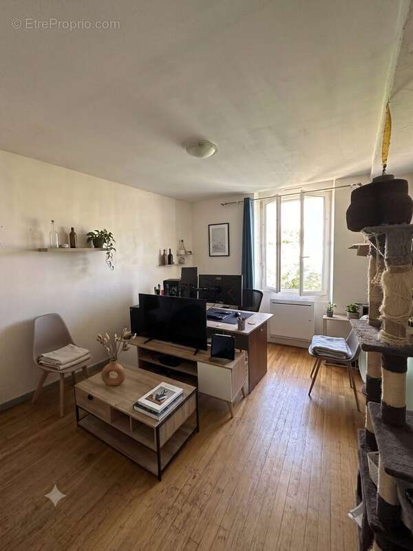 Appartement 55 m² à Doue-La-Fontaine  - photo 3