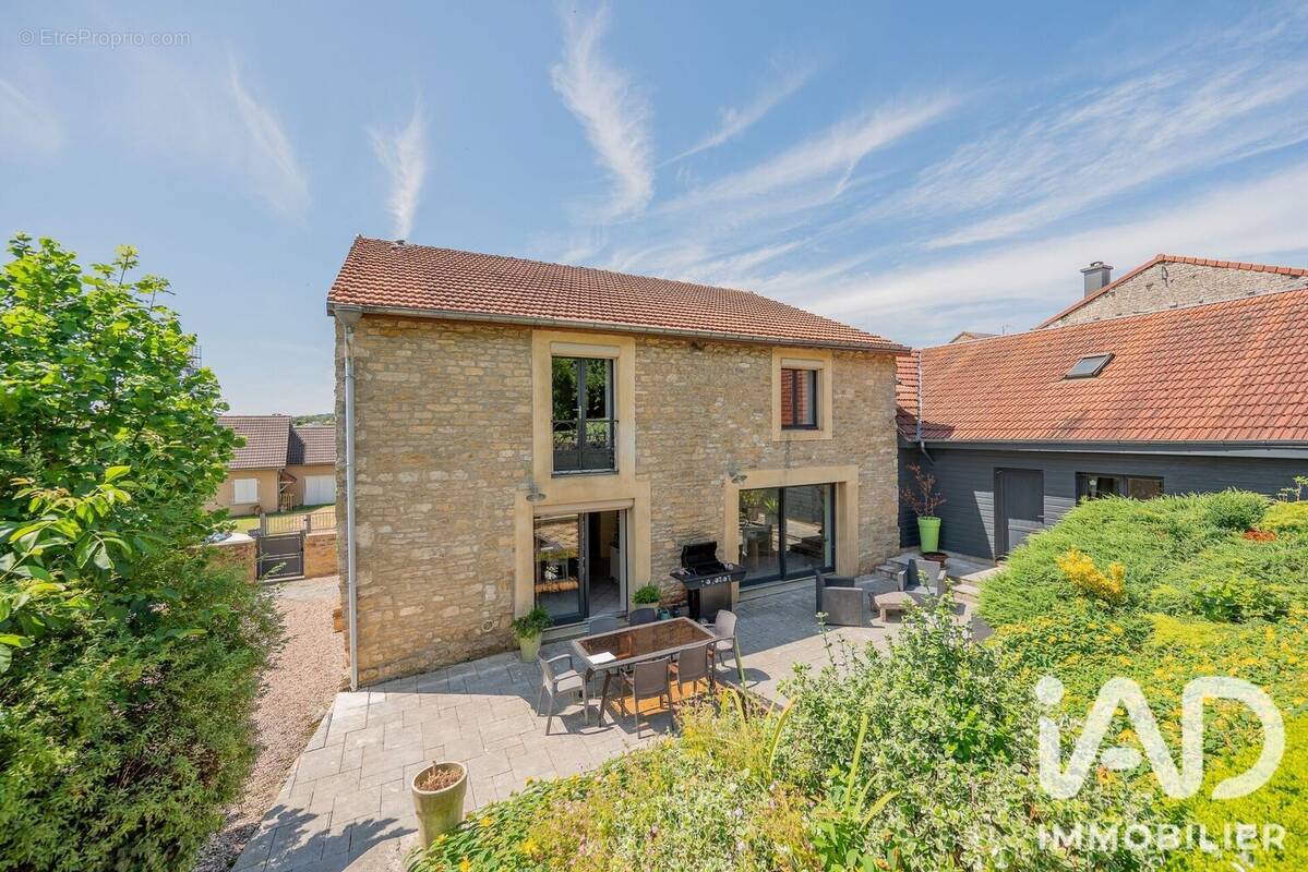 Photo 1 - Maison à GUIGNICOURT-SUR-VENCE