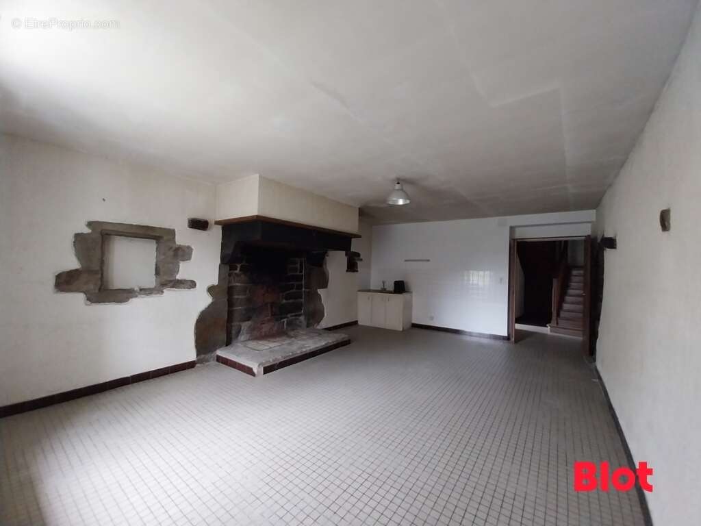 Maison à PLEUDIHEN-SUR-RANCE