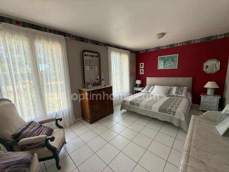 Maison 8 pièces, terrain 9000 m² - photo 4