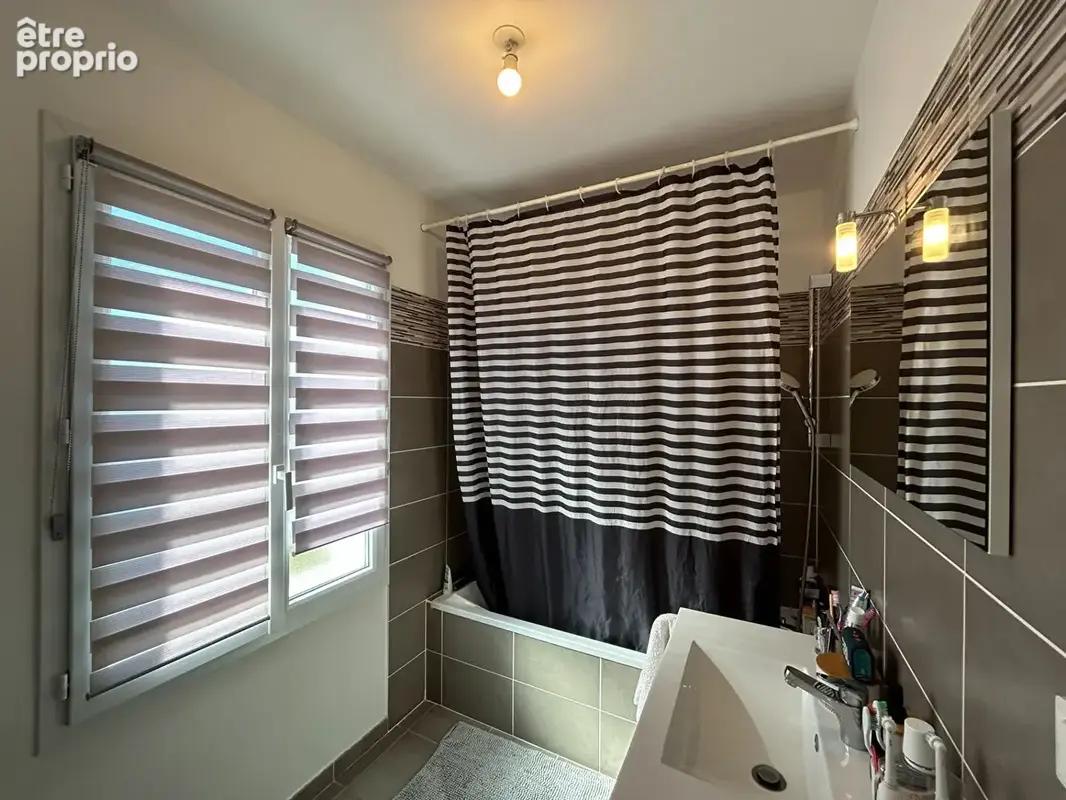 A VENDRE - Villa T4 de 85m² habitables - MONTELIMAR - photo 9