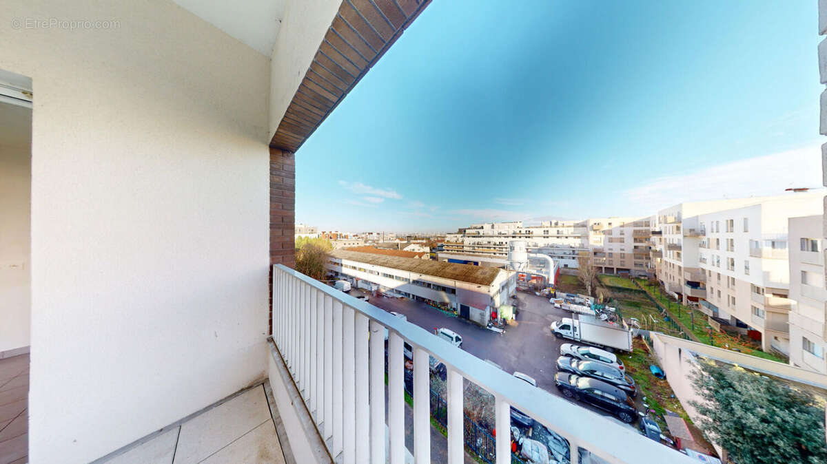 Appartement à ROMAINVILLE